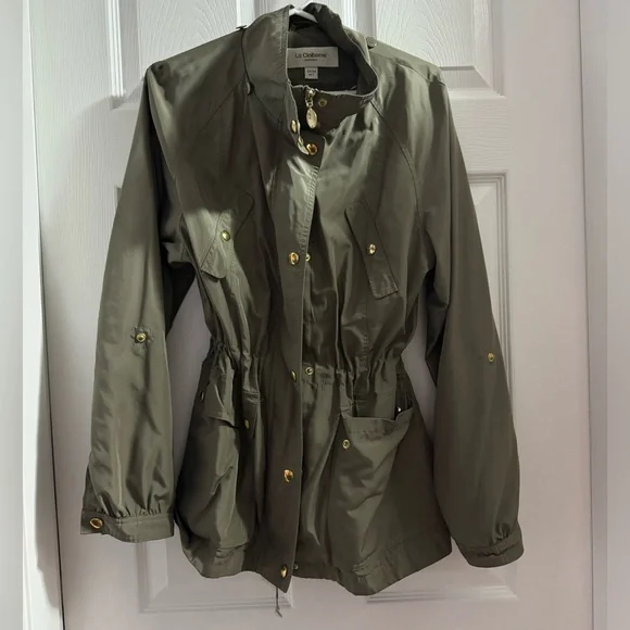 Green Spring/Fall coat - Picture 1 of 3